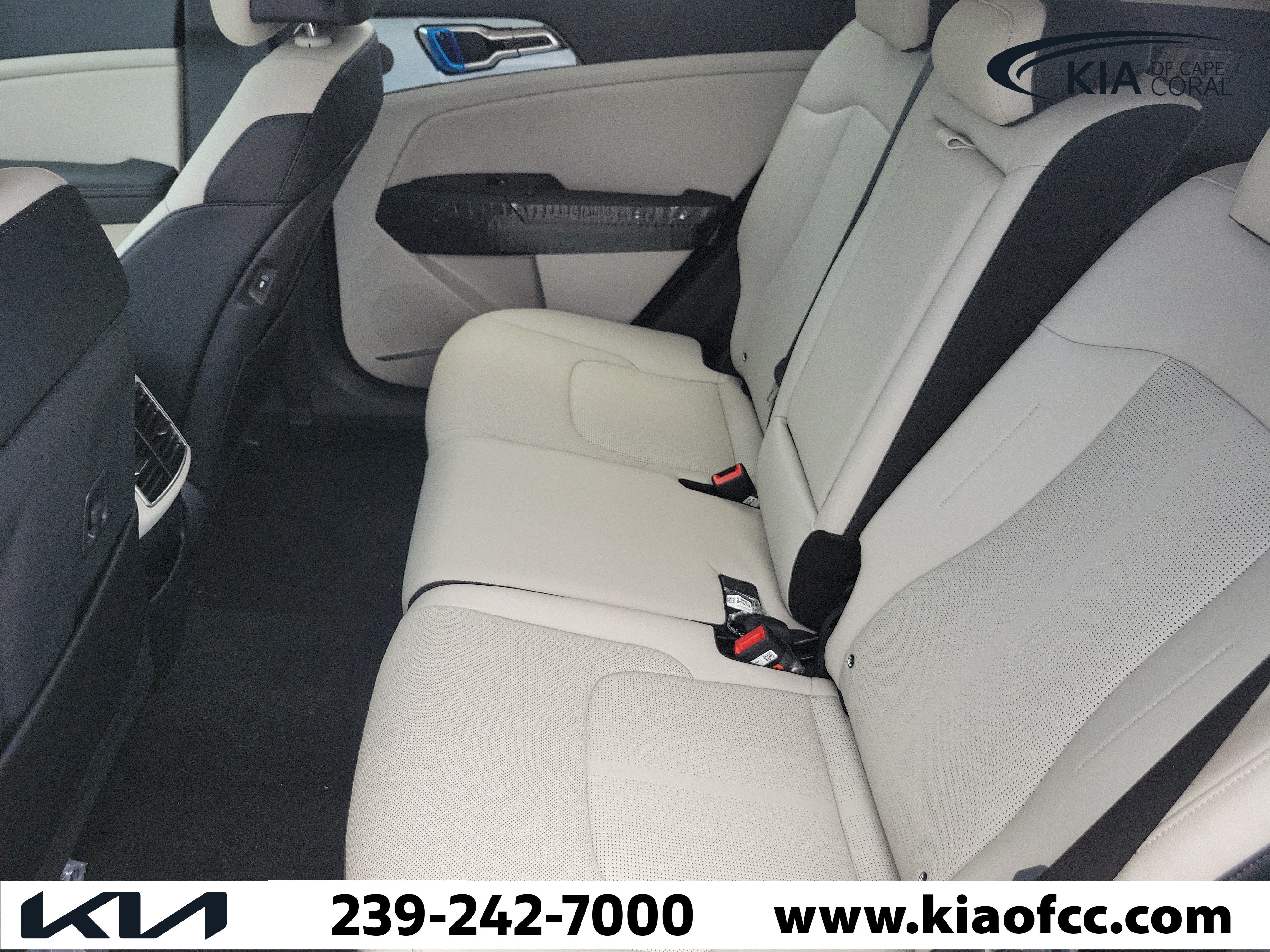 New 2026 Kia Sportage EX FWD image 12