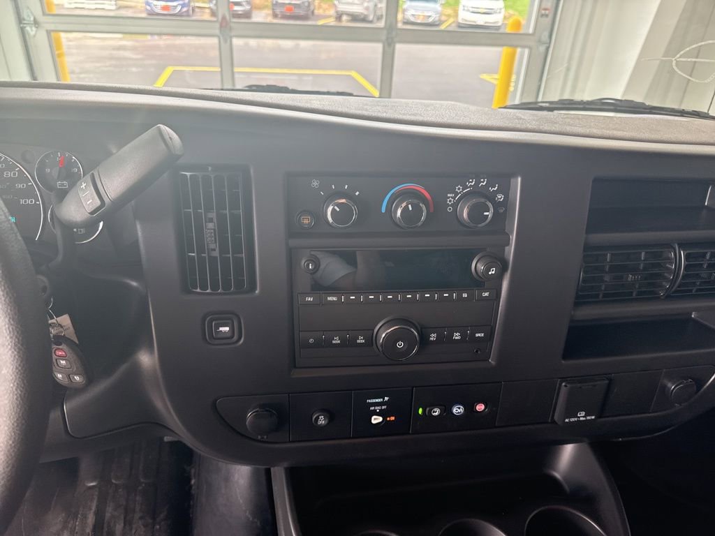 New 2025 Chevrolet Express 3500 LS w/ Chrome Appearance Package RWD image 10