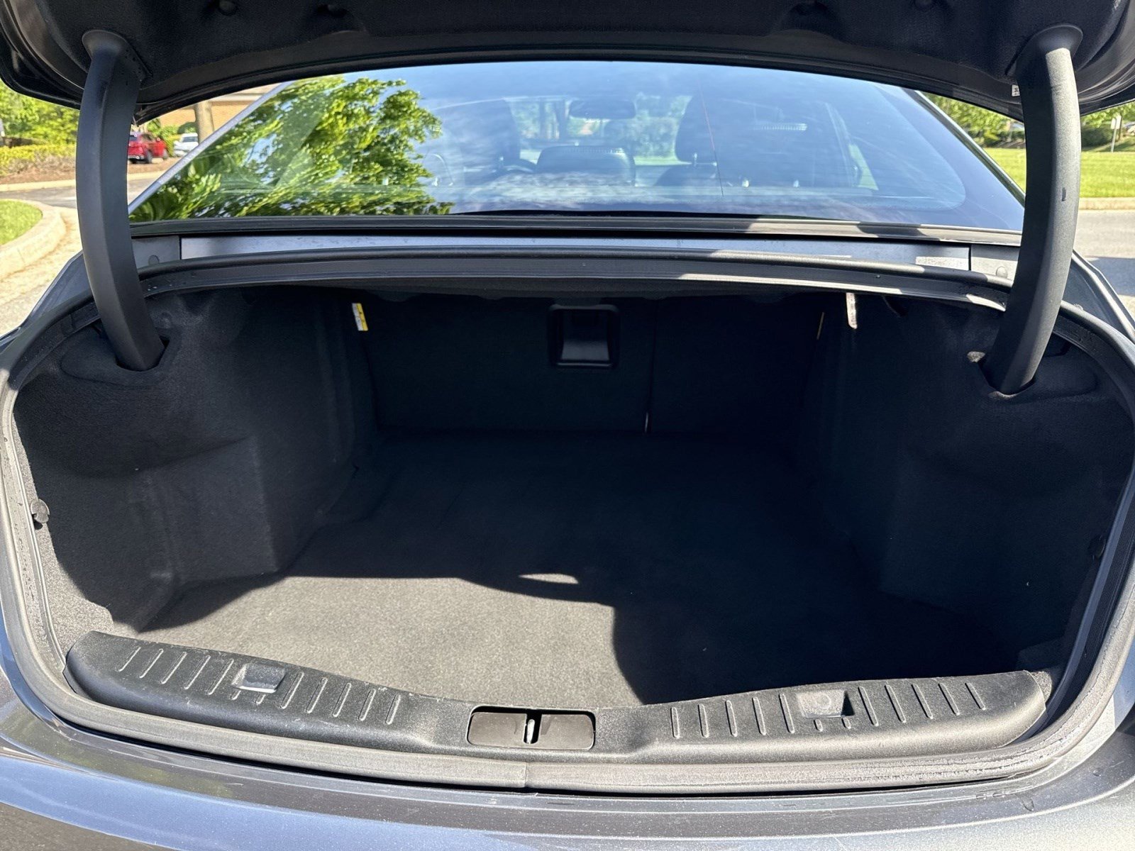 Used 2019 Lincoln MKZ Reserve w/ Reserve Plus Package AWD/4WD image 24