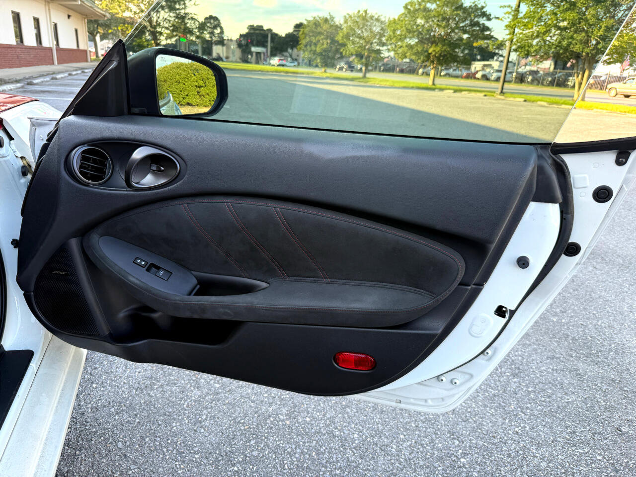 Used 2020 Nissan 370Z Coupe image 17