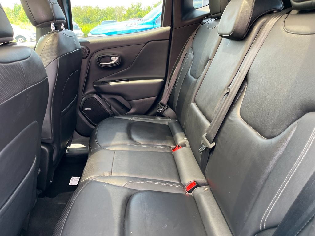 Used 2021 Jeep Renegade Limited w/ Sun & Sound Group AWD/4WD image 27