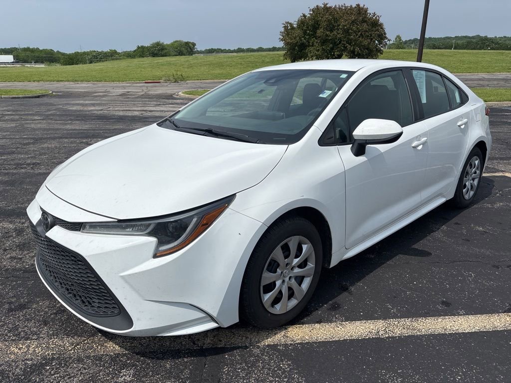 Used 2021 Toyota Corolla LE FWD video 1
