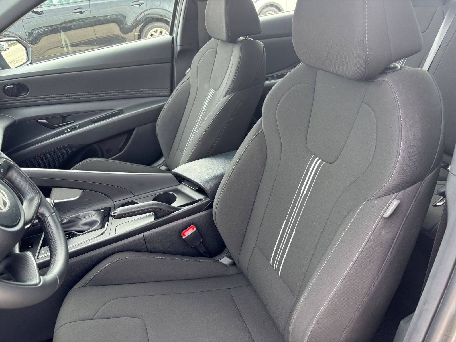 Used 2026 Hyundai Elantra Sport FWD image 33