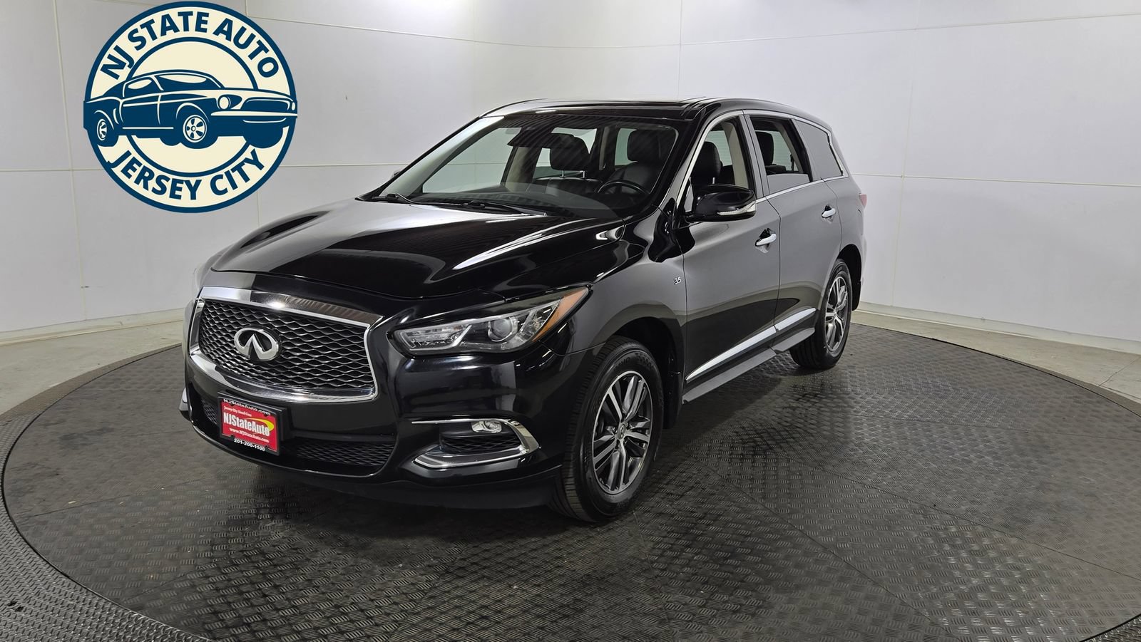 Used 2019 INFINITI QX60 Pure AWD/4WD image 3