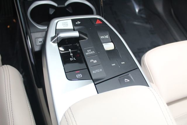 Used 2025 BMW X1 xDrive28i w/ Convenience Package image 15