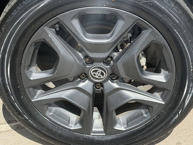 Used 2024 Toyota RAV4 Adventure AWD/4WD image 8