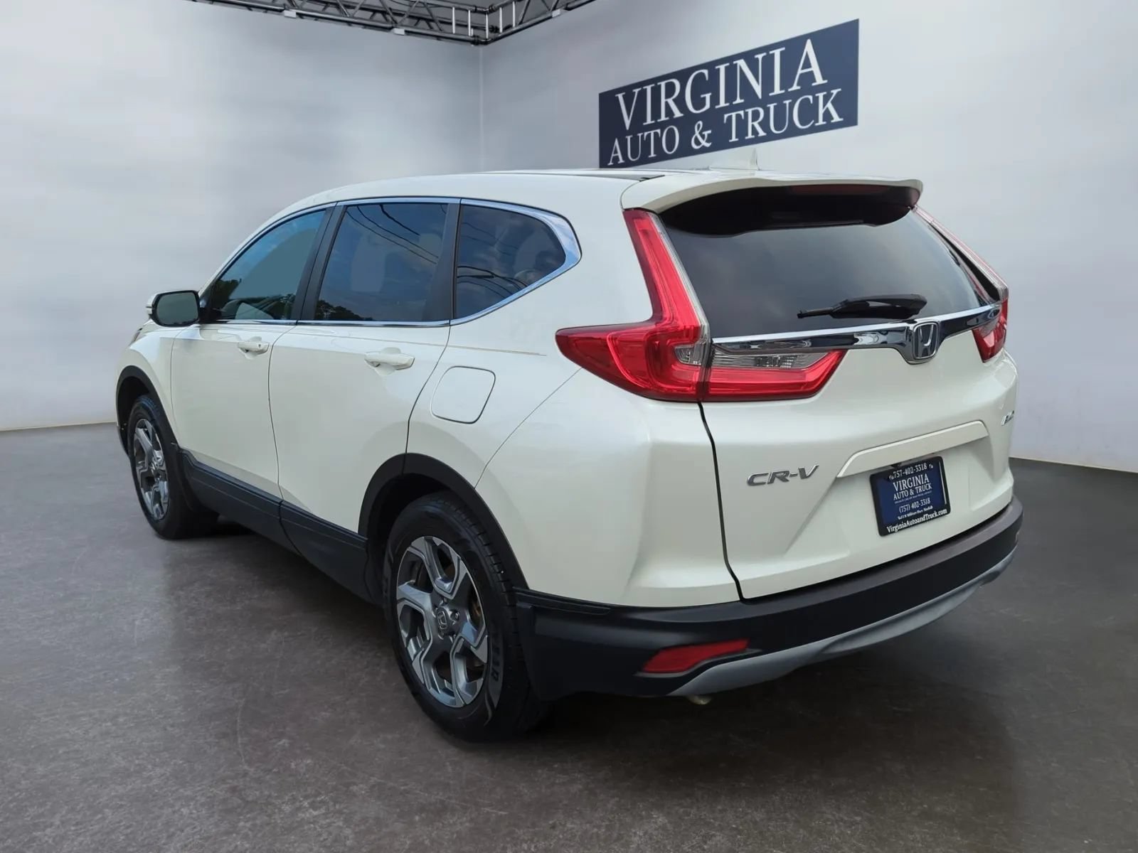 Used 2018 Honda CR-V EX image 10