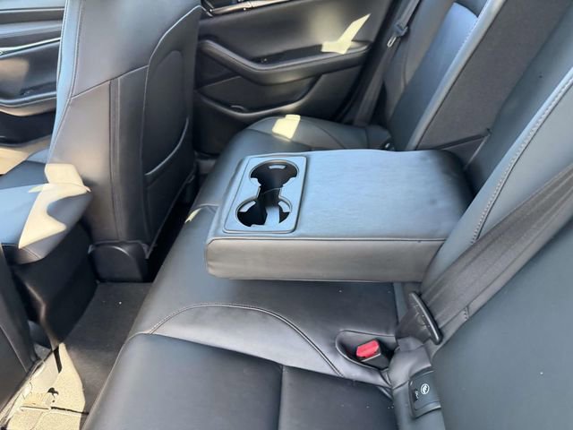 Used 2019 MAZDA MAZDA3 Sedan w/ Preferred Package image 11