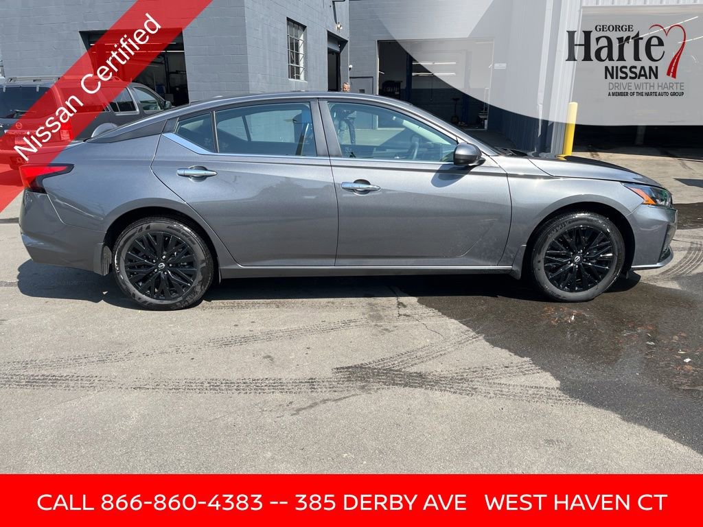 Certified 2025 Nissan Altima 2.5 SV w/ SV Special Edition Package image 3