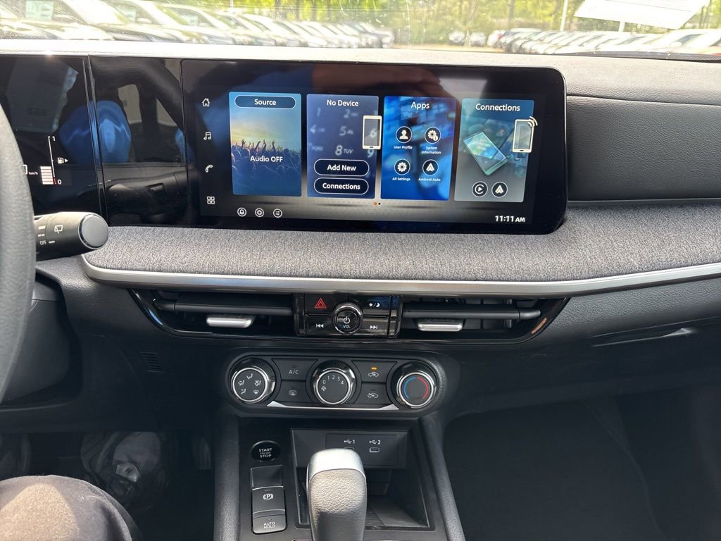 New 2026 Nissan Kicks S w/ Charging Package FWD image 11