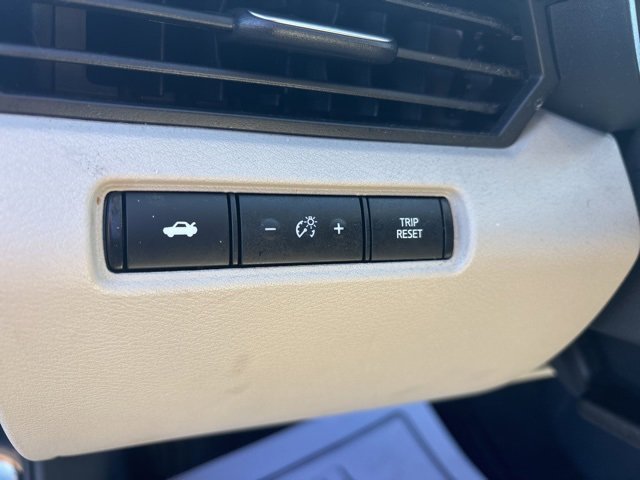 Used 2025 Nissan Altima 2.5 SV image 24