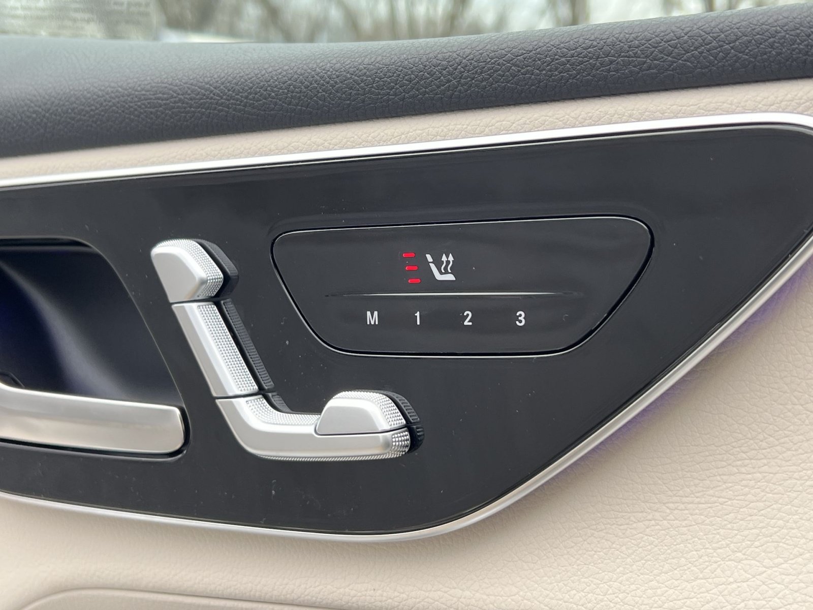New 2026 Mercedes-Benz GLC 300 4MATIC image 33