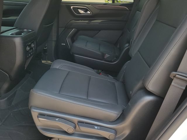Used 2023 Chevrolet Tahoe Z71 w/ Luxury Package AWD/4WD image 8