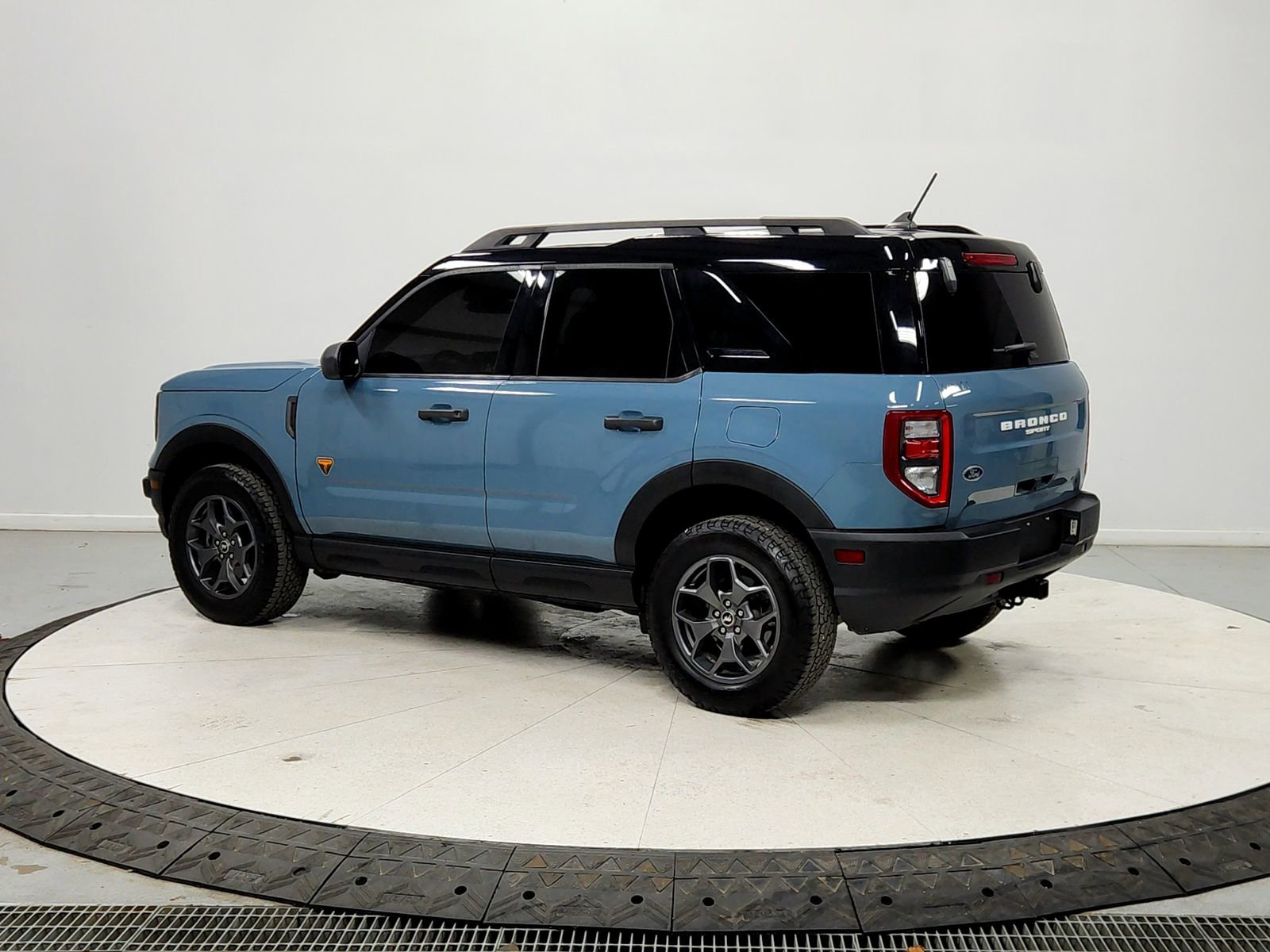 Used 2021 Ford Bronco Sport Badlands image 5