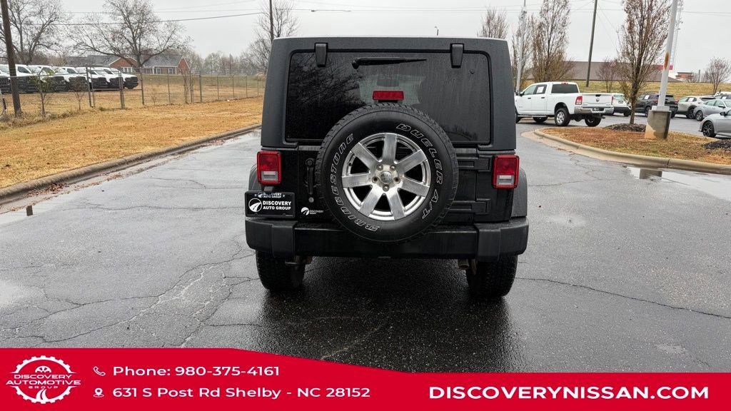 Used 2016 Jeep Wrangler Unlimited Sahara image 9