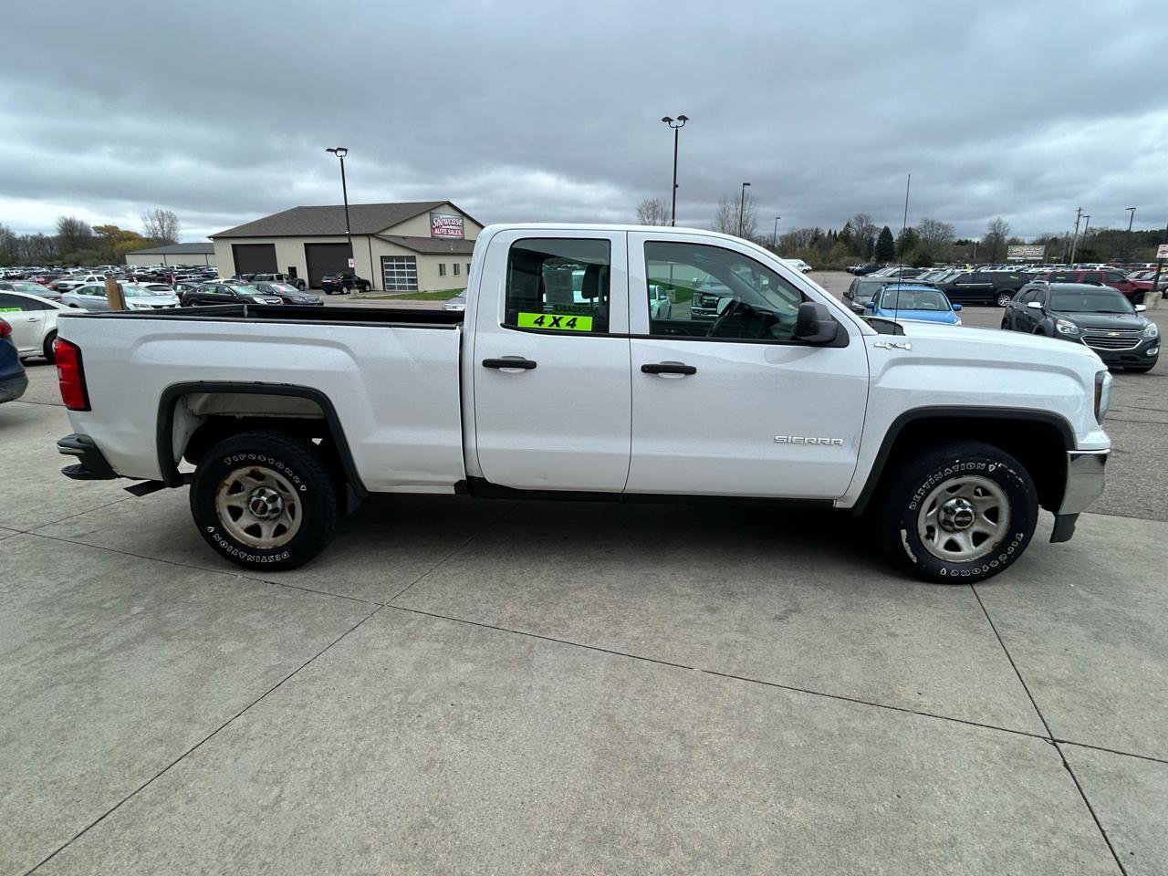 Used 2017 GMC Sierra 1500 4x4 Double Cab image 4
