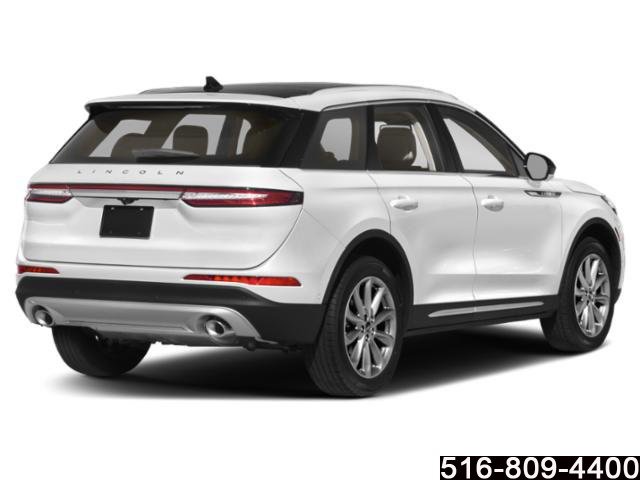 Used 2022 Lincoln Corsair AWD w/ Premium Package image 2