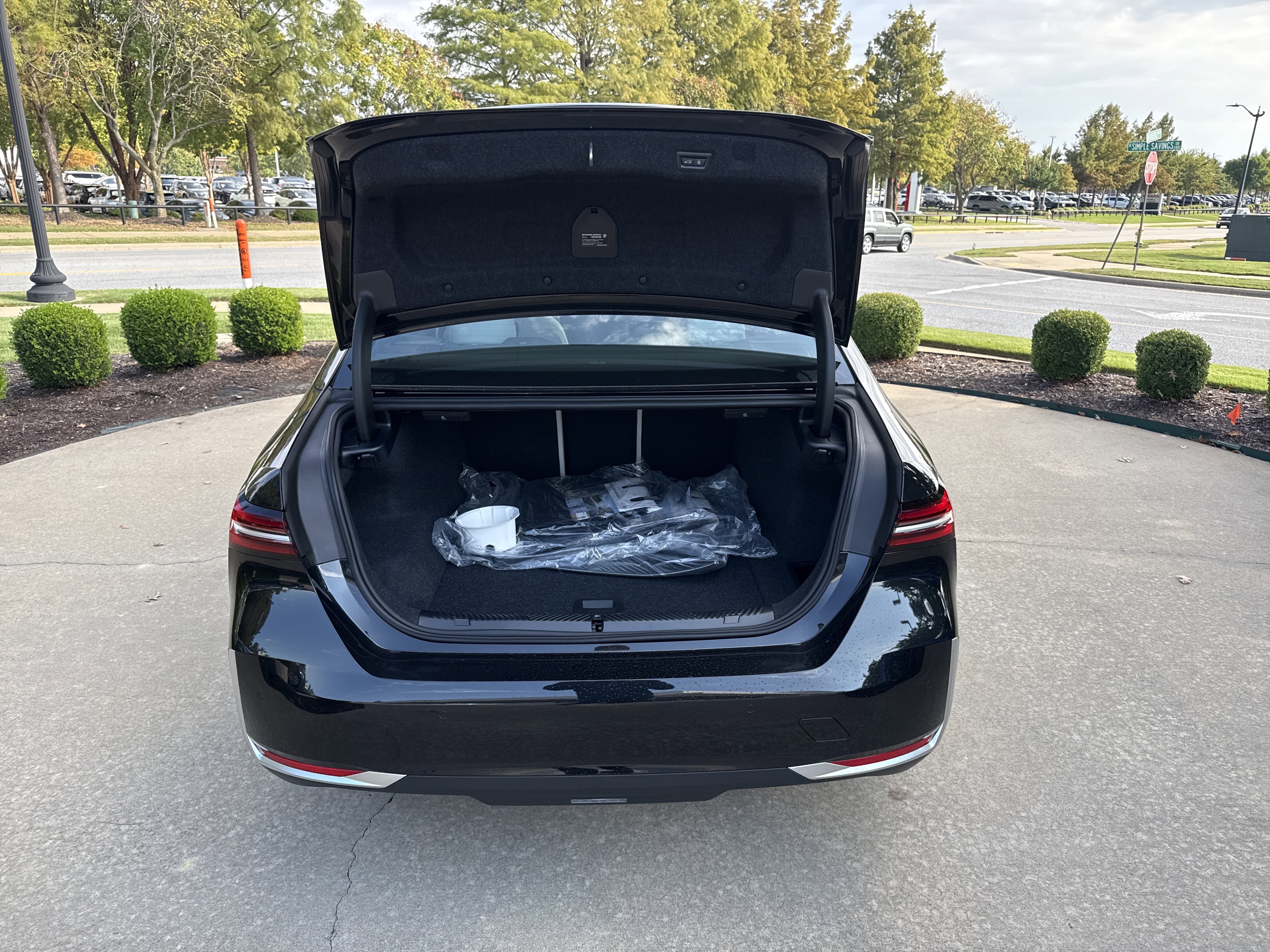 New 2026 BMW i5 eDrive40 image 24