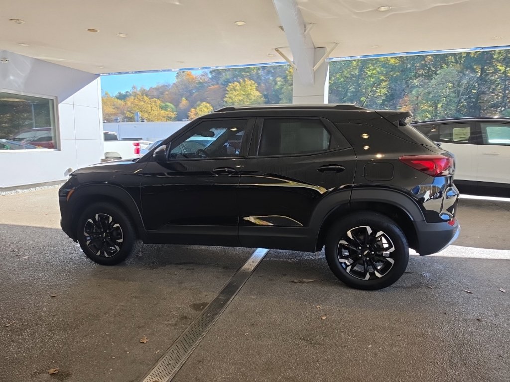 Certified 2023 Chevrolet TrailBlazer LT w/ Convenience Package AWD/4WD image 9