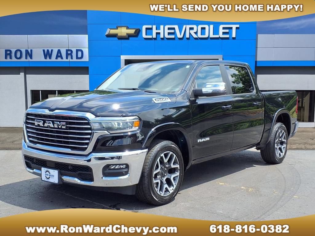 Used 2025 RAM 1500 Laramie AWD/4WD image 1