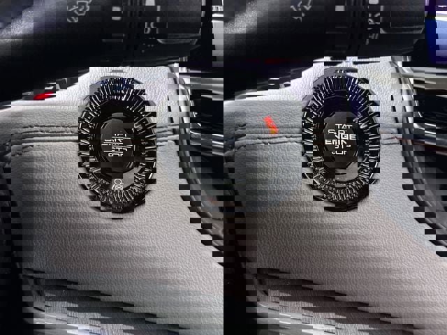 Used 2024 Jeep Compass Limited image 17