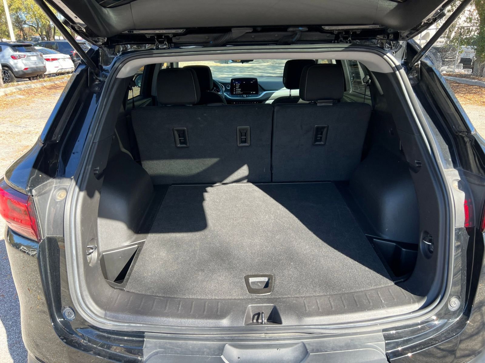 Used 2025 Chevrolet Blazer LT image 27