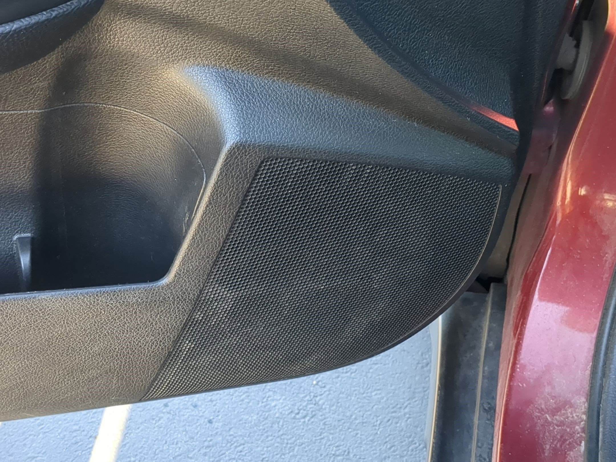 Used 2012 Subaru Outback 2.5i Premium w/ All-Weather Pkg image 15