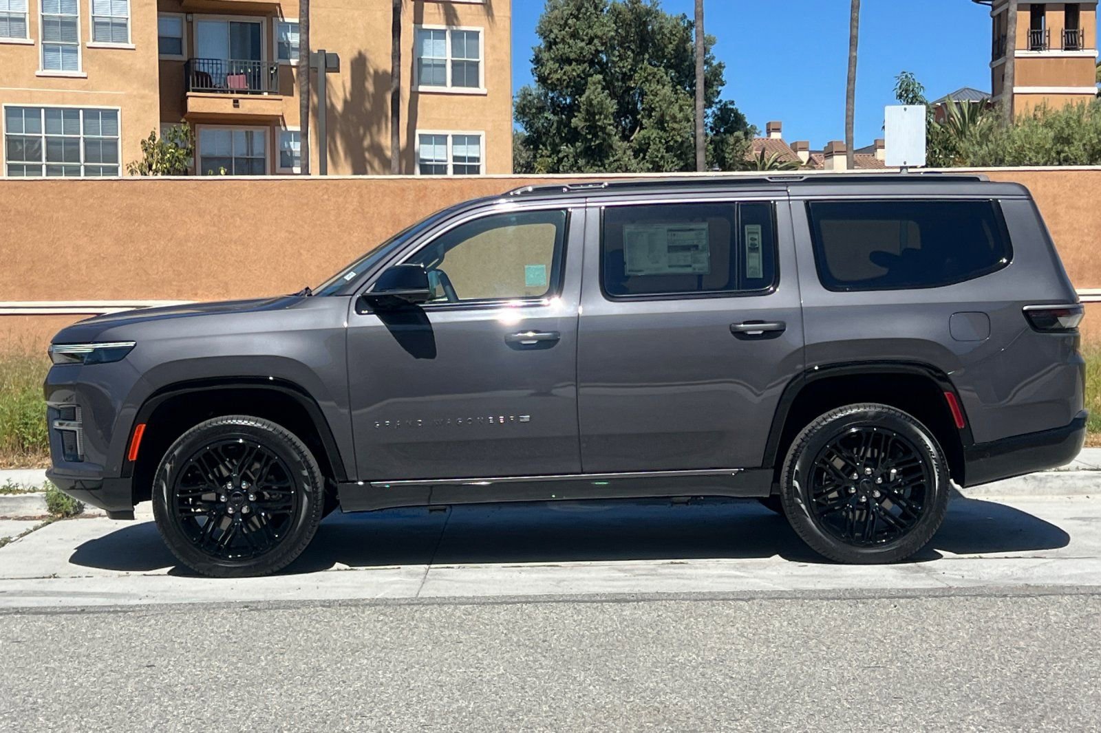 New 2026 Jeep Grand Wagoneer Limited image 7