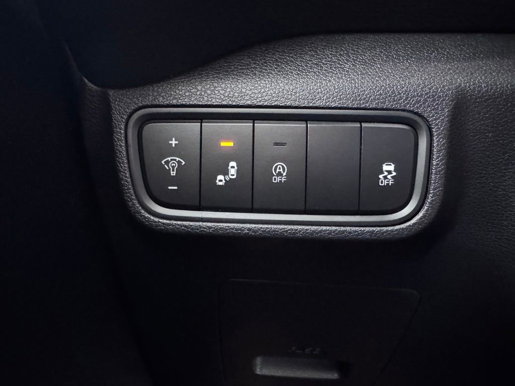 Used 2020 Kia Soul X-Line FWD image 30