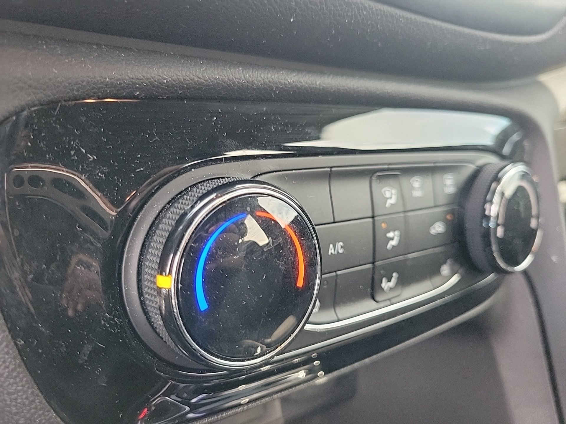 Used 2023 Buick Encore GX Preferred w/ Cold Weather Comfort Package image 31