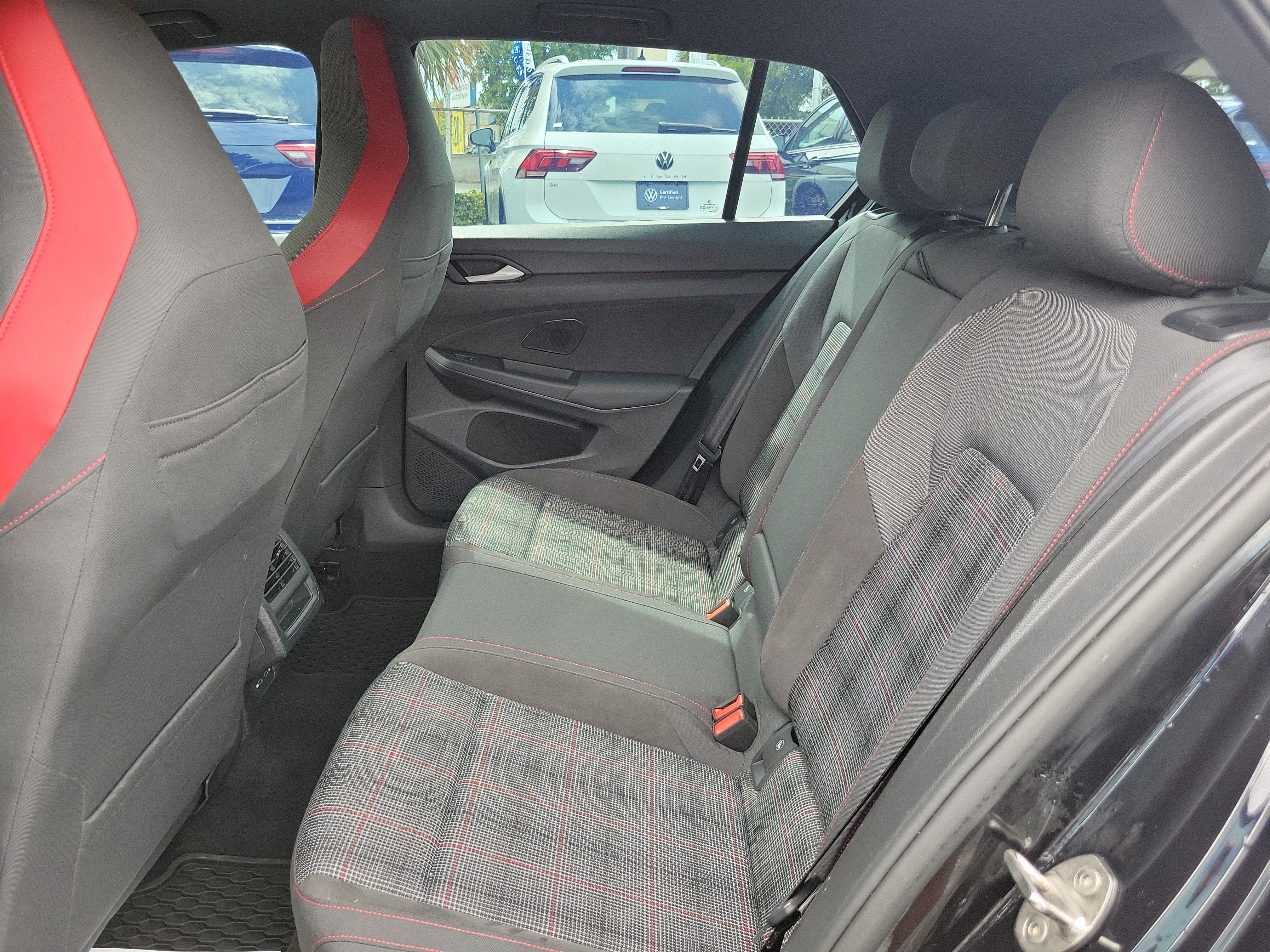 Certified 2023 Volkswagen GTI SE w/ Black Wheel Package FWD image 11