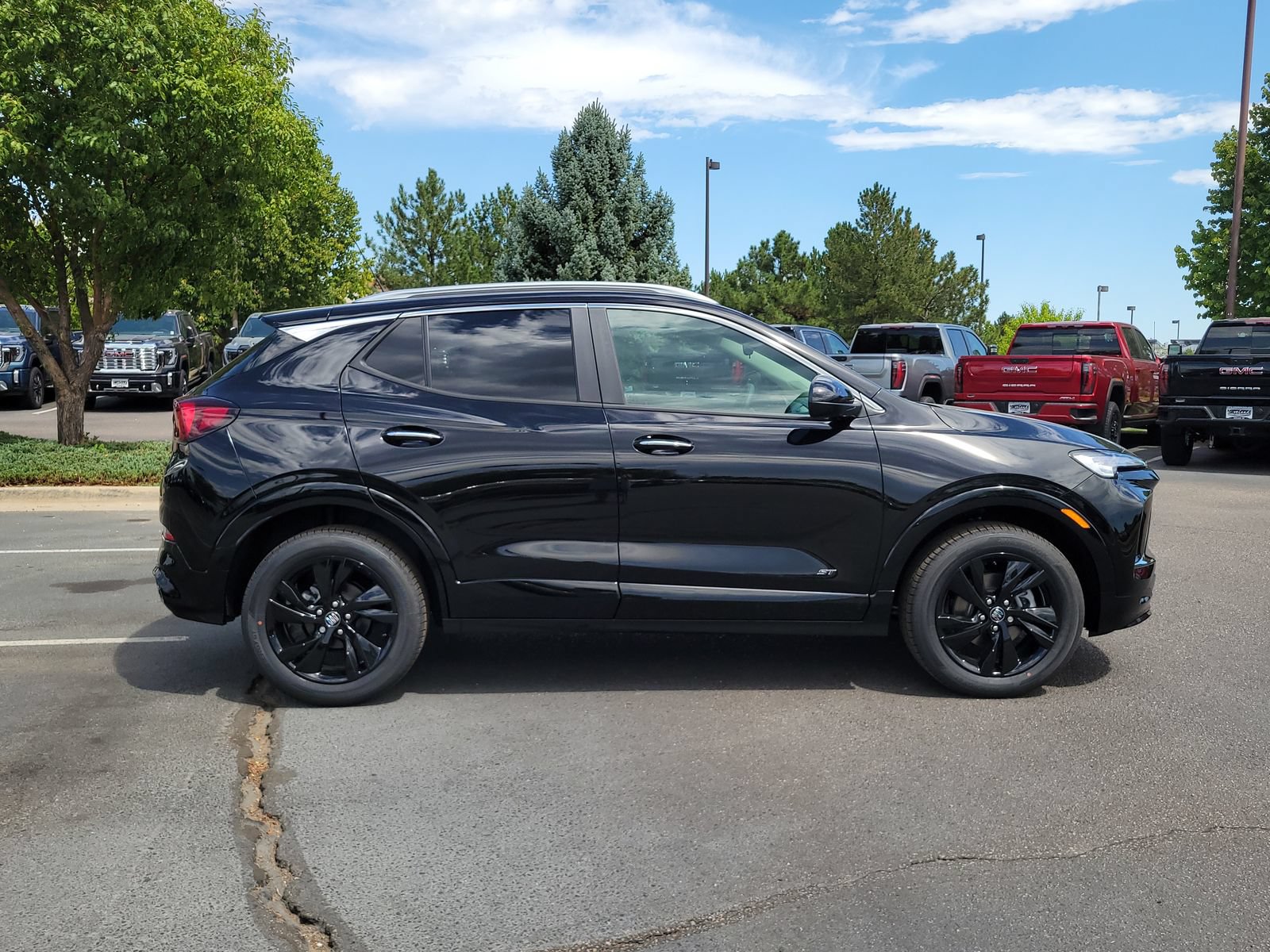 New 2026 Buick Encore GX Sport Touring w/ Comfort Package AWD/4WD image 2