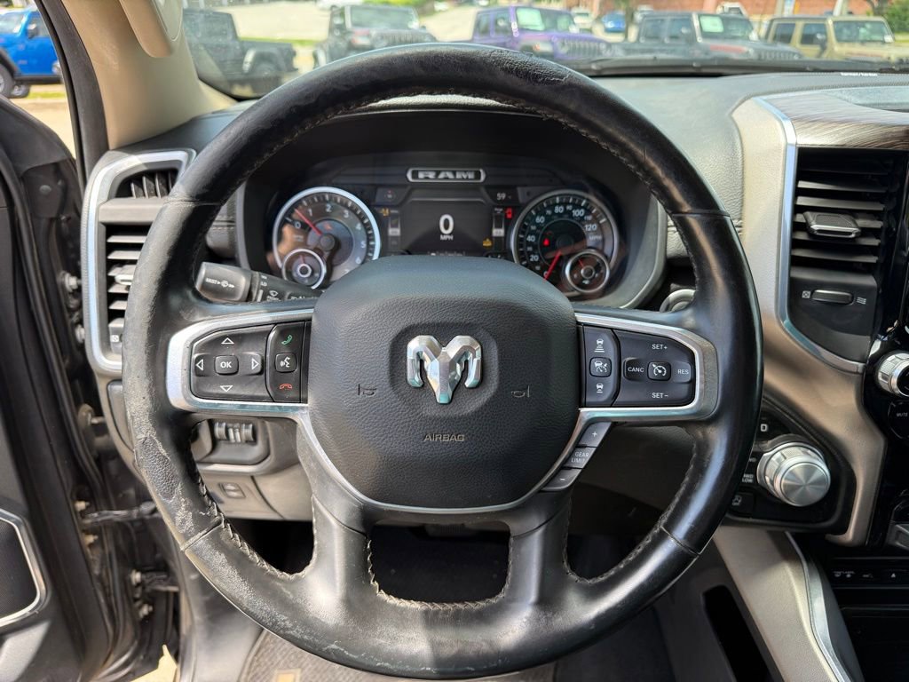 Used 2019 RAM 1500 Laramie AWD/4WD image 15