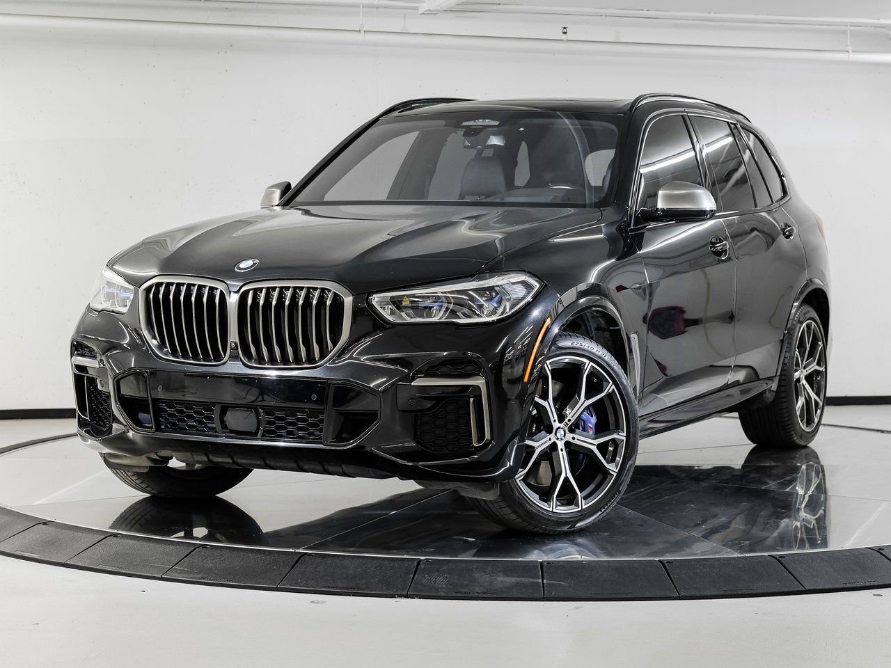Used 2022 BMW X5 M50i w/ Executive Package video 1