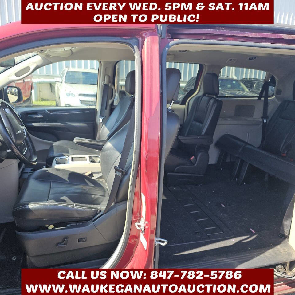 Used 2012 Chrysler Town & Country Touring w/ Entertainment Group #1 image 6