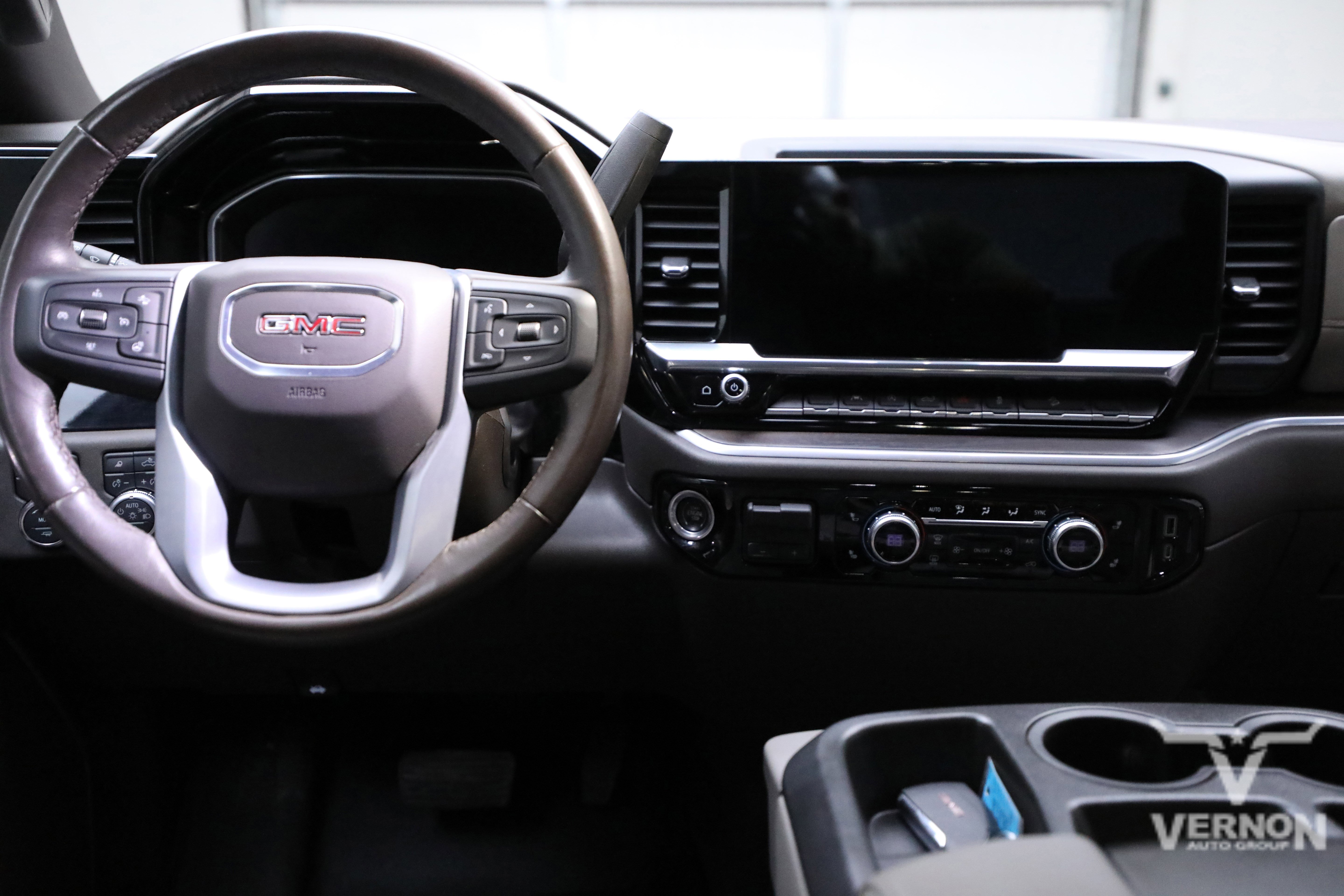 Used 2022 GMC Sierra 1500 SLT w/ X31 Off-Road Package image 20