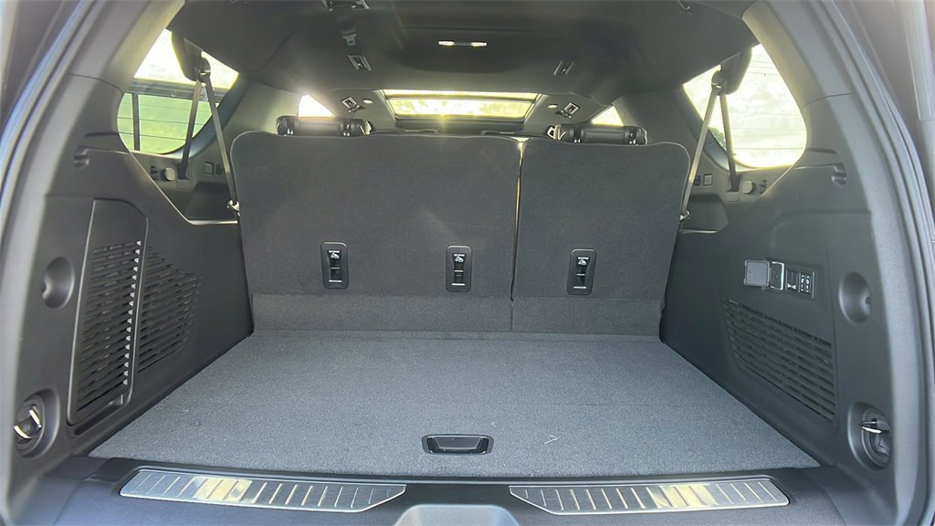 New 2026 Chevrolet Suburban Premier w/ Sun And Tow Package image 10