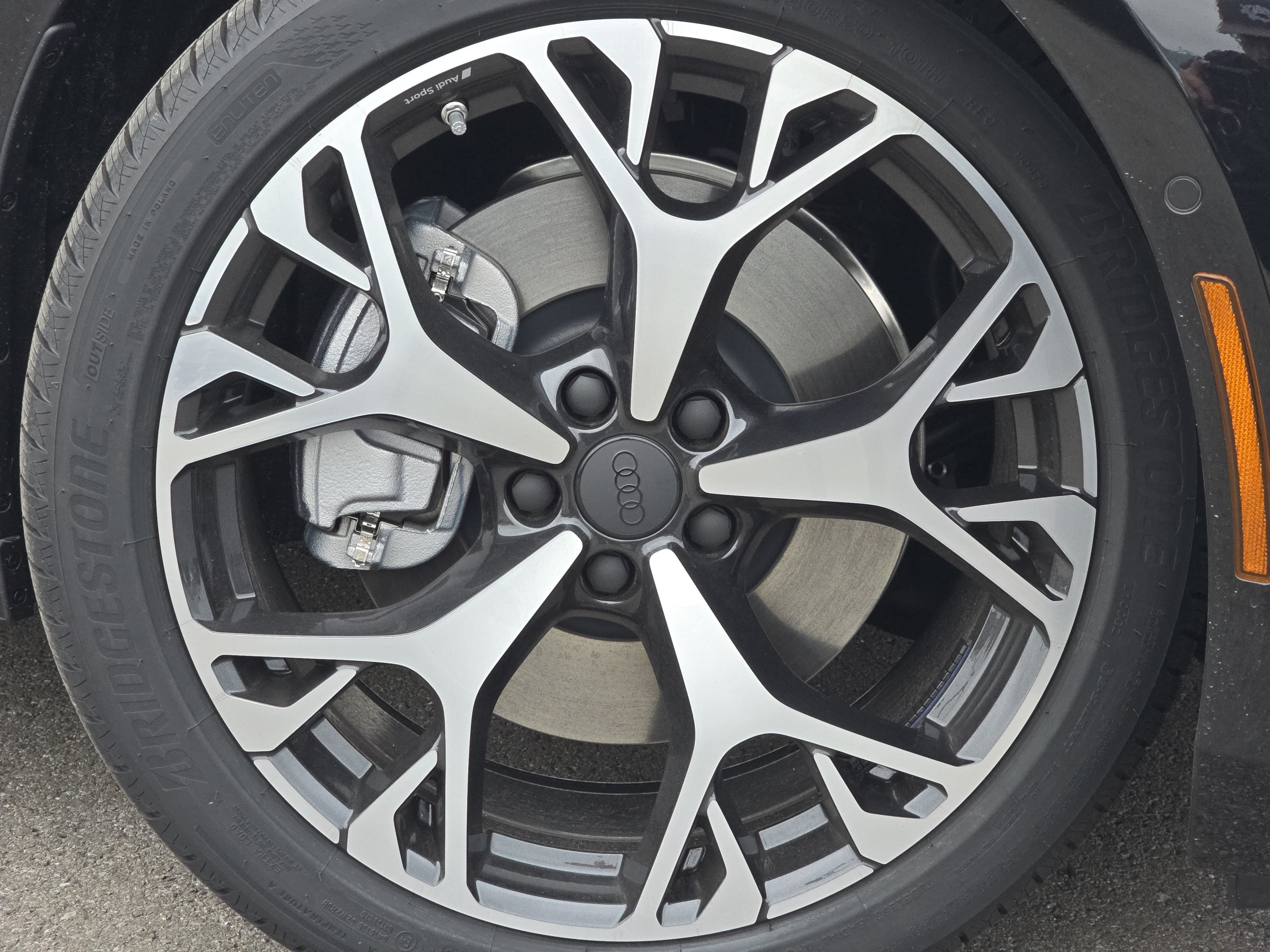 New 2026 Audi A6 Premium Plus AWD/4WD image 16