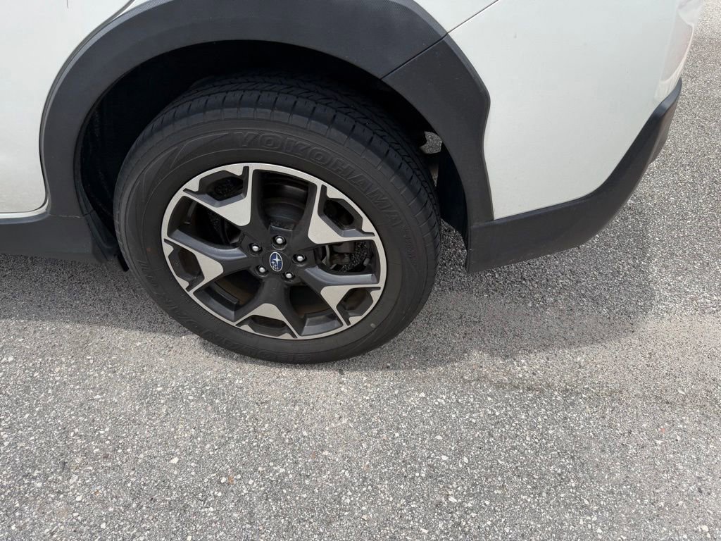 Used 2020 Subaru Crosstrek 2.0i AWD/4WD image 11