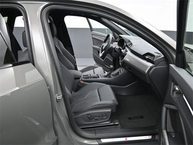 New 2025 Audi Q3 2.0T Premium image 14
