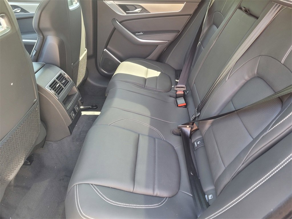 New 2026 Jaguar F-PACE R-Dynamic S image 7