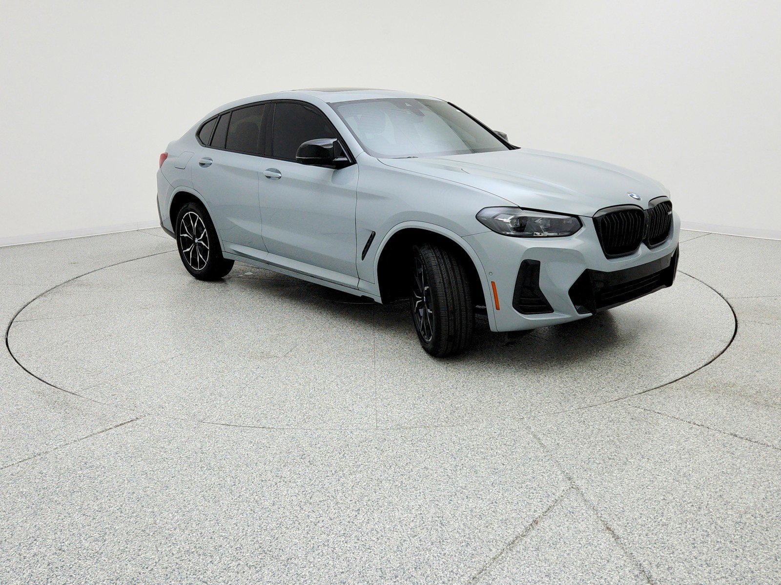 Used 2023 BMW X4 M40i w/ Premium Package AWD/4WD image 3