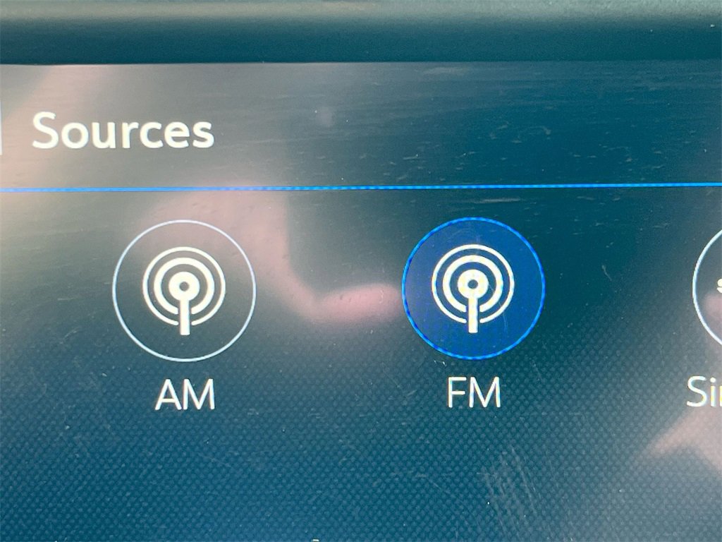 Used 2021 GMC Sierra 2500 SLT w/ SLT Convenience Package image 20