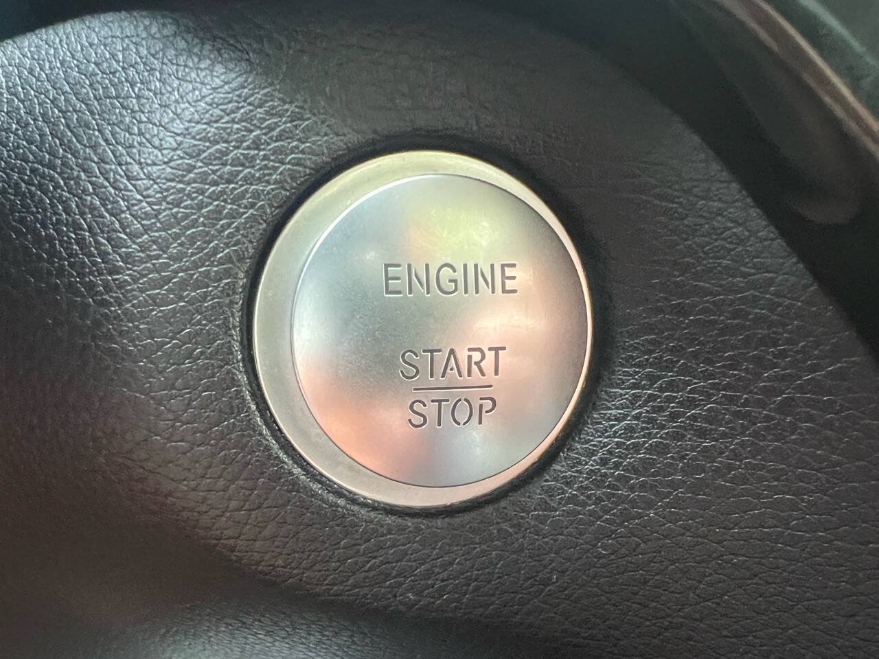 Used 2016 Mercedes-Benz GLE 300d 4MATIC image 34