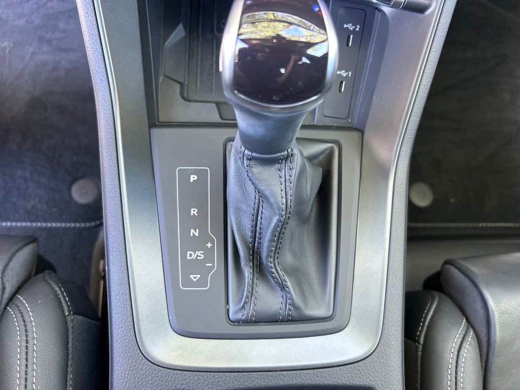 Used 2023 Audi Q3 2.0T Premium Plus w/ Premium Plus Package image 39