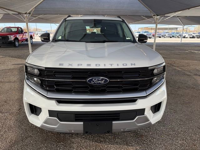 New 2026 Ford Expedition Platinum w/ Driver's Package image 2