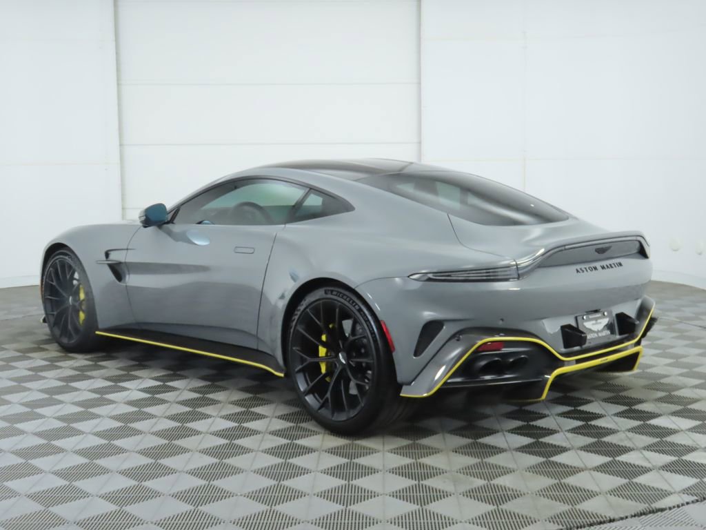 Used 2025 Aston Martin V8 Vantage Coupe image 7