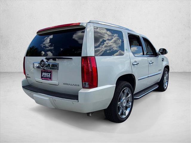 Used 2011 Cadillac Escalade 4WD Hybrid image 5