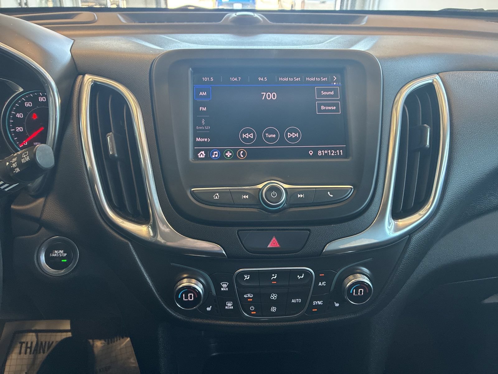 Used 2020 Chevrolet Equinox LT w/ Driver Convenience Package FWD image 26