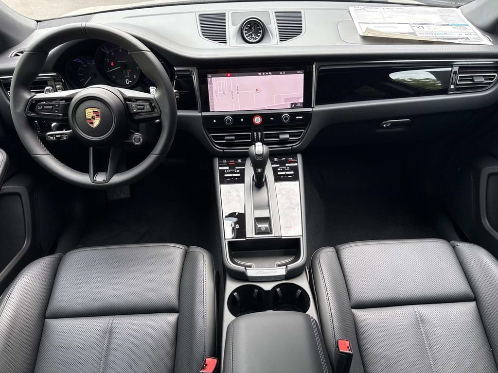 Certified 2025 Porsche Macan Turbo AWD/4WD image 14